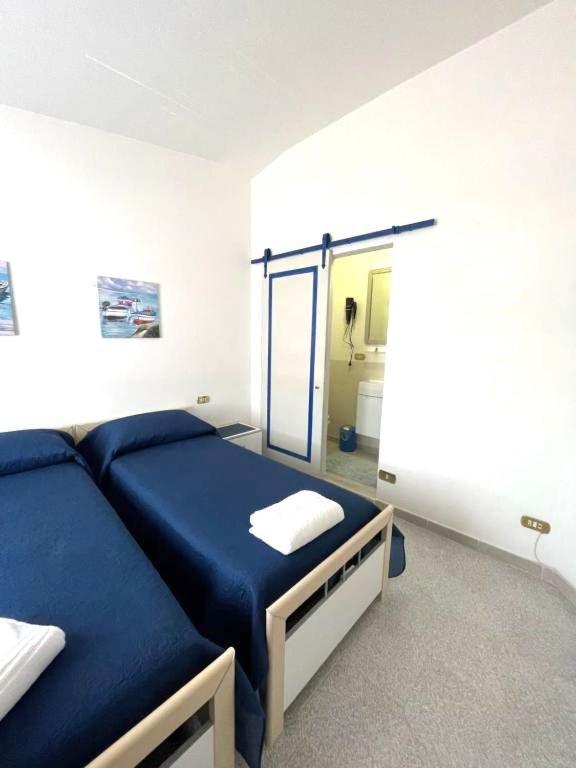 Imperia85 Lt Hotel Олбия Екстериор снимка